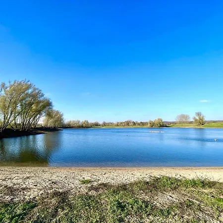 Resort Wood 4 Persons Lathum